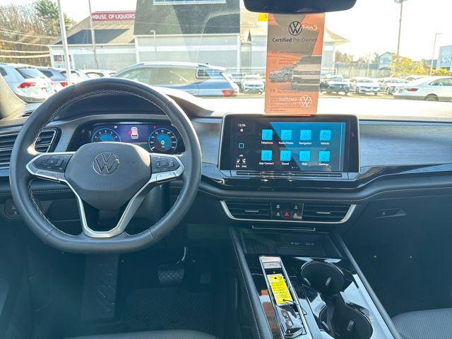 used 2025 Volkswagen Atlas Cross Sport car, priced at $35,500
