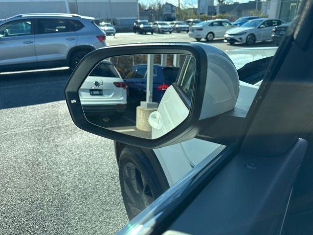 used 2025 Volkswagen Atlas Cross Sport car, priced at $35,500