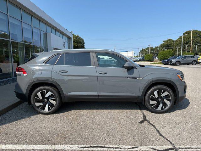 new 2024 Volkswagen Atlas Cross Sport car, priced at $43,681