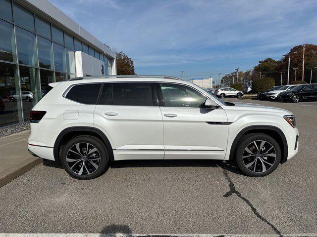 new 2025 Volkswagen Atlas car, priced at $56,289