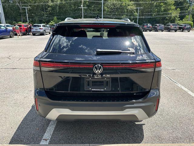 new 2025 Volkswagen Tiguan car, priced at $30,294