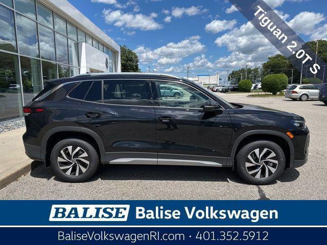 new 2025 Volkswagen Tiguan car, priced at $31,544