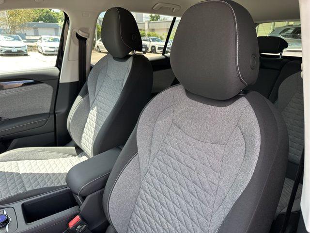 new 2025 Volkswagen Tiguan car, priced at $30,294