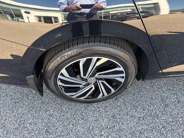 used 2021 Volkswagen Jetta car, priced at $20,000
