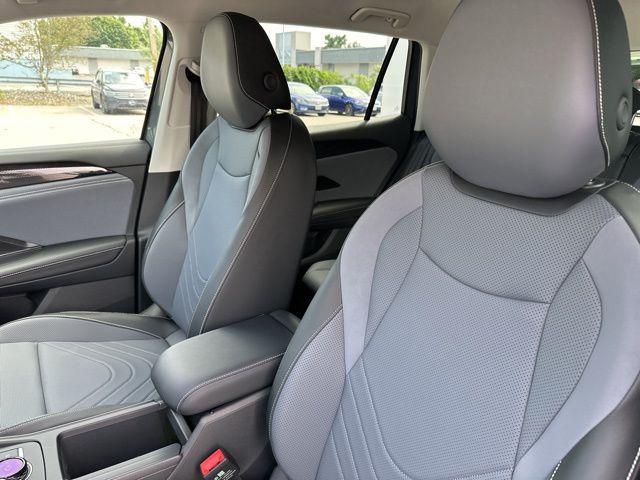 new 2025 Volkswagen Tiguan car, priced at $35,094