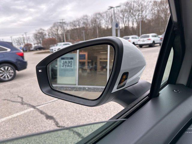 new 2025 Volkswagen ID.4 car, priced at $49,771