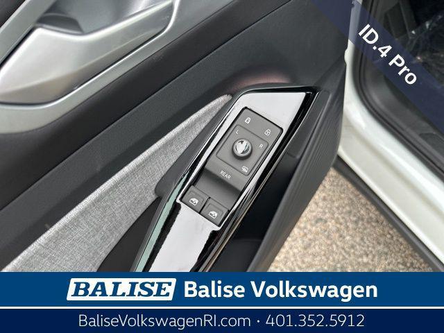 new 2025 Volkswagen ID.4 car, priced at $44,271