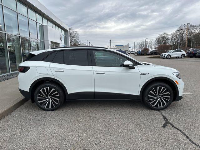 new 2025 Volkswagen ID.4 car, priced at $46,271