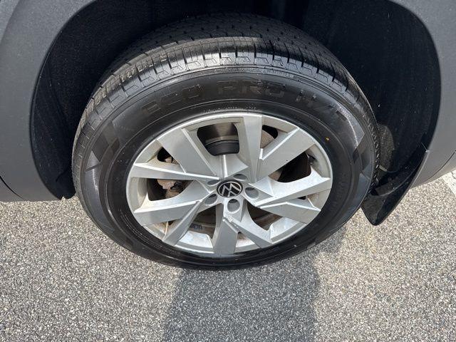 used 2021 Volkswagen Atlas Cross Sport car, priced at $22,000
