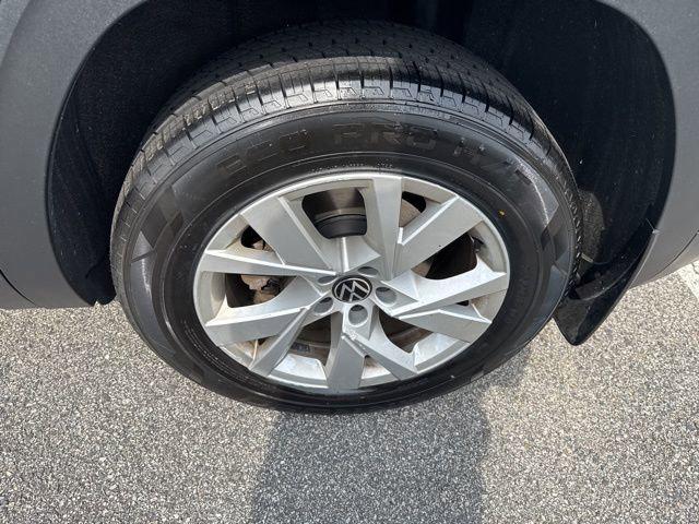 used 2021 Volkswagen Atlas Cross Sport car, priced at $23,000