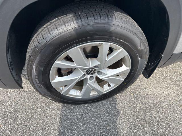 used 2021 Volkswagen Atlas Cross Sport car, priced at $23,000