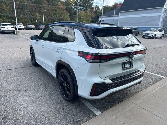new 2025 Volkswagen Tiguan car, priced at $37,888