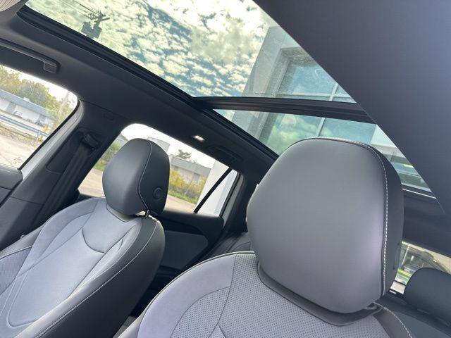 new 2025 Volkswagen Tiguan car, priced at $37,888