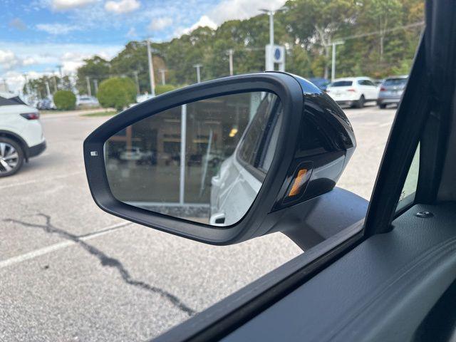 new 2025 Volkswagen Tiguan car, priced at $37,888