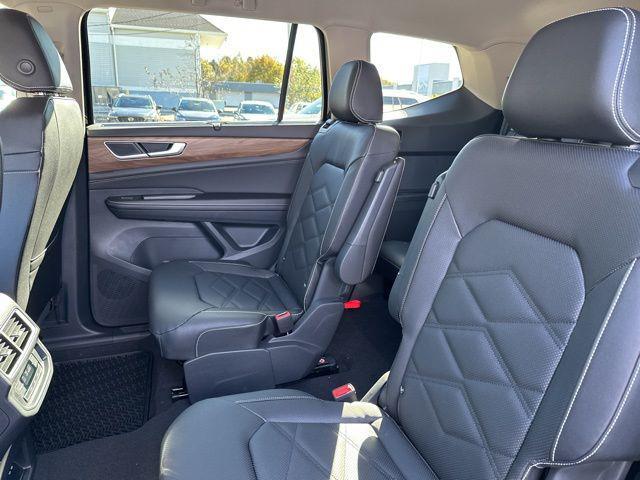 new 2026 Volkswagen Atlas car, priced at $46,714
