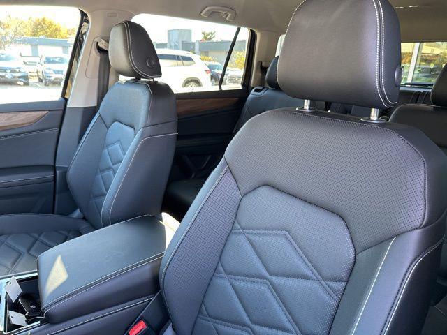 new 2026 Volkswagen Atlas car, priced at $46,714