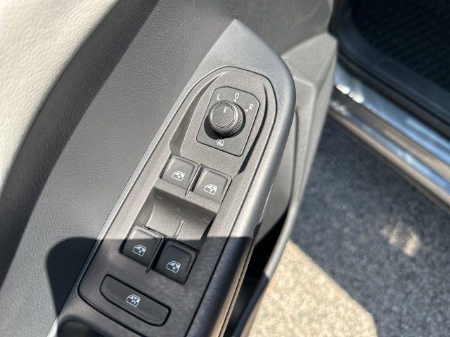 new 2025 Volkswagen Taos car, priced at $28,194