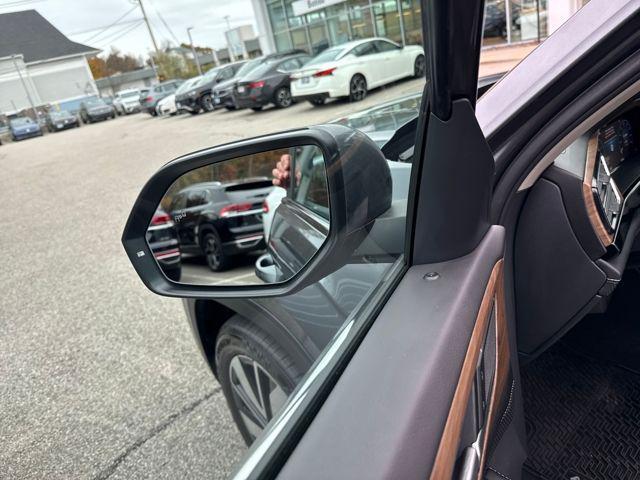 used 2025 Volkswagen Atlas car, priced at $36,900