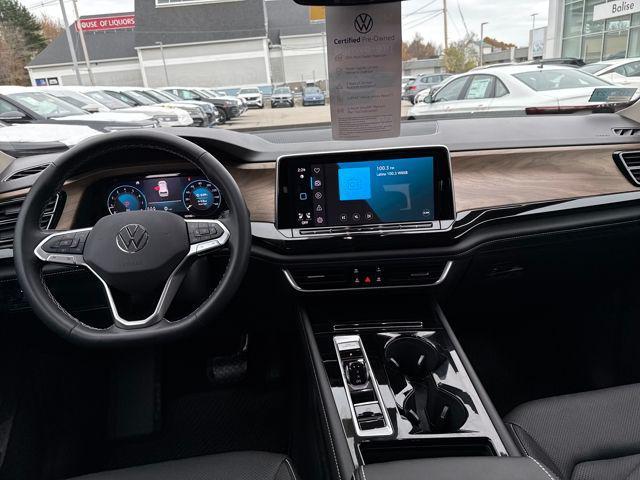 used 2025 Volkswagen Atlas car, priced at $36,900