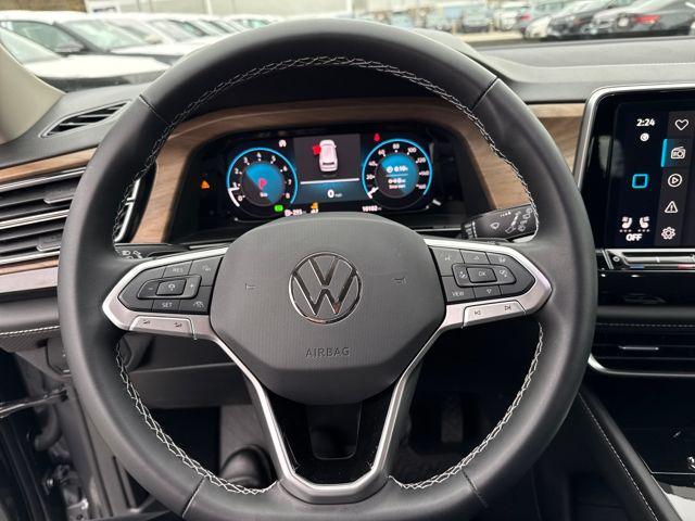 used 2025 Volkswagen Atlas car, priced at $36,900