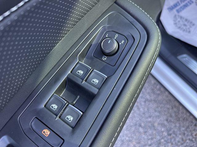 new 2026 Volkswagen Atlas Cross Sport car, priced at $53,092