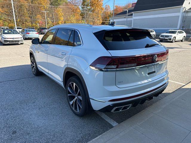 new 2026 Volkswagen Atlas Cross Sport car, priced at $53,092