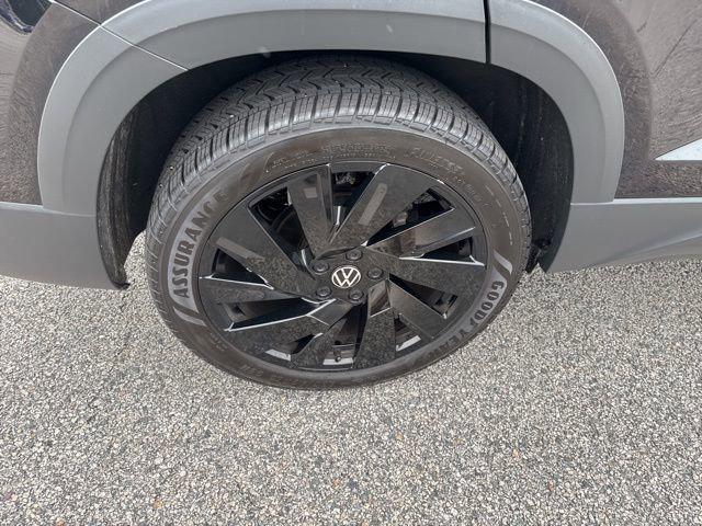 used 2024 Volkswagen Taos car, priced at $29,900
