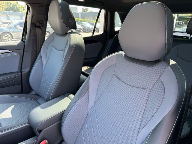 new 2025 Volkswagen Tiguan car, priced at $36,786