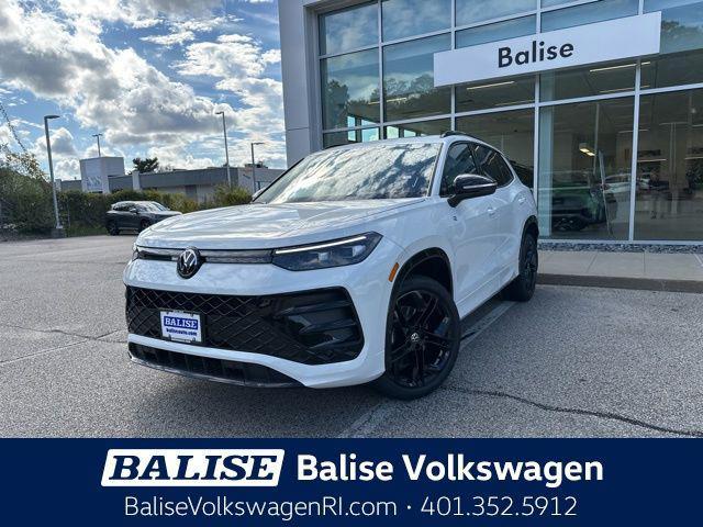 new 2025 Volkswagen Tiguan car, priced at $37,952