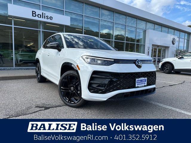 new 2025 Volkswagen Tiguan car, priced at $37,952