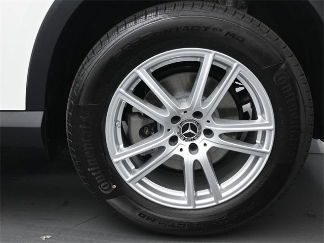 new 2025 Mercedes-Benz GLC 300 car, priced at $54,585