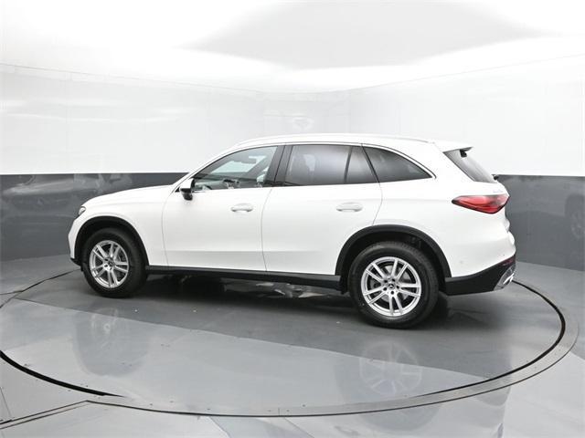 new 2025 Mercedes-Benz GLC 300 car, priced at $54,585