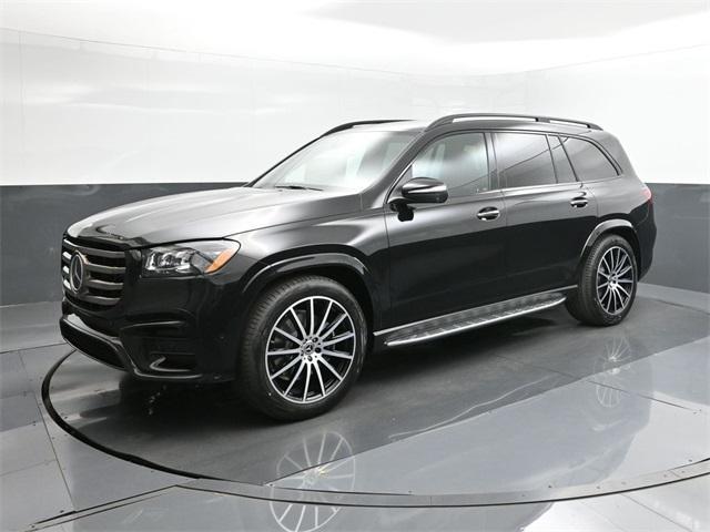 new 2025 Mercedes-Benz GLS 450 car, priced at $103,465