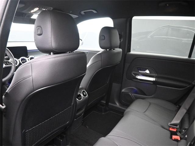 new 2025 Mercedes-Benz GLB 250 car, priced at $47,145