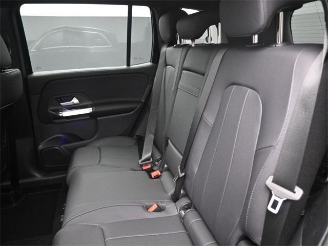 new 2025 Mercedes-Benz GLB 250 car, priced at $47,145