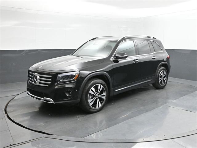 new 2025 Mercedes-Benz GLB 250 car, priced at $47,145