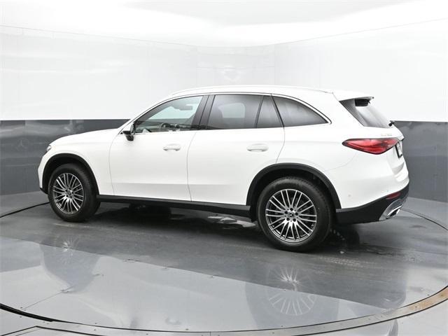 new 2025 Mercedes-Benz GLC 300 car, priced at $51,385