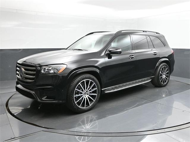 new 2024 Mercedes-Benz GLS 580 car, priced at $115,600