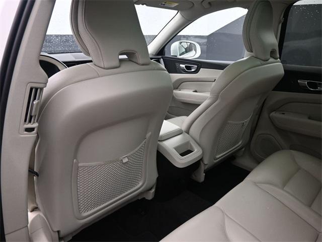 used 2021 Volvo XC60 car, priced at $26,995