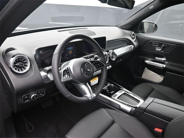 new 2025 Mercedes-Benz GLB 250 car, priced at $48,645