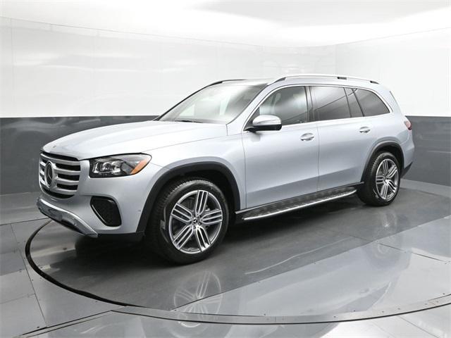 new 2025 Mercedes-Benz GLS 450 car, priced at $97,115