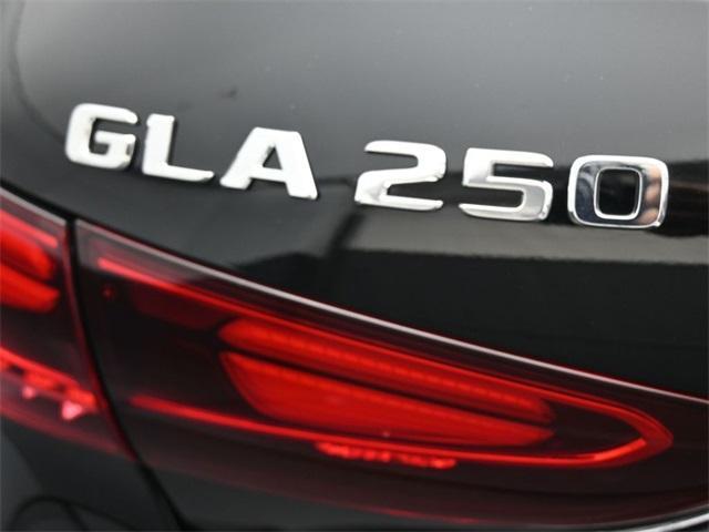 new 2025 Mercedes-Benz GLA 250 car, priced at $49,395