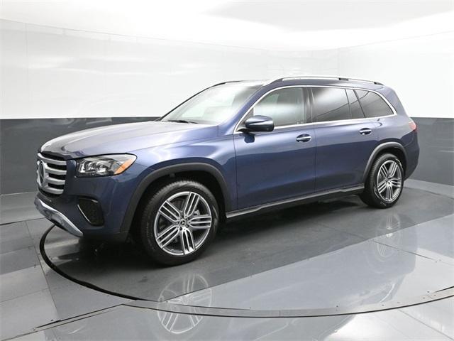 new 2025 Mercedes-Benz GLS 450 car, priced at $91,230