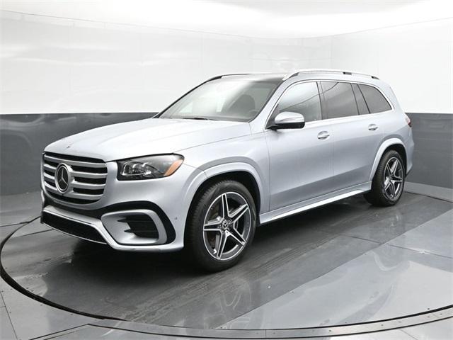 new 2025 Mercedes-Benz GLS 450 car, priced at $95,365