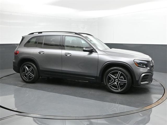 new 2024 Mercedes-Benz GLB 250 car, priced at $53,350