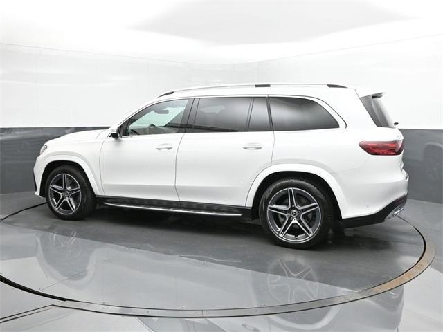 new 2025 Mercedes-Benz GLS 450 car, priced at $101,465