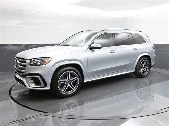 new 2025 Mercedes-Benz GLS 450 car, priced at $95,365