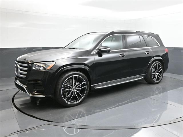 new 2025 Mercedes-Benz GLS 450 car, priced at $106,090