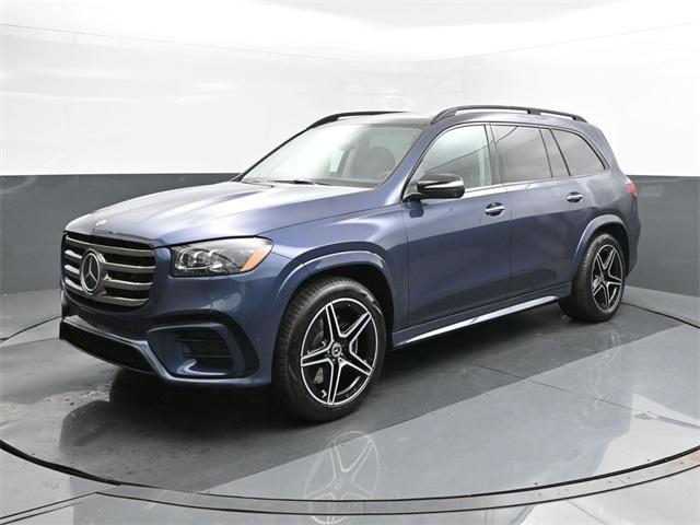 new 2025 Mercedes-Benz GLS 450 car, priced at $100,015