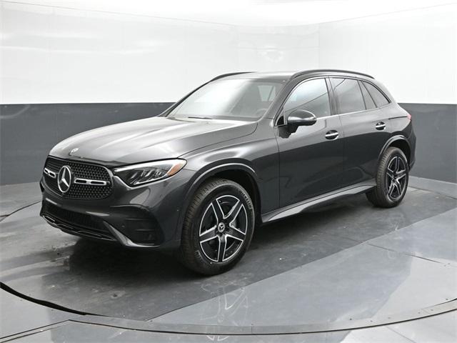 new 2025 Mercedes-Benz GLC 300 car, priced at $60,785